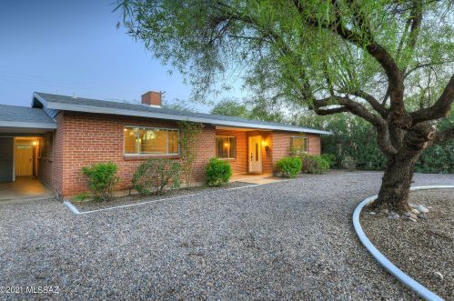 226 Stratford Dr, Tucson, AZ 85716-5511