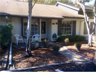 596 Laguna Vista Ct, Largo, FL 33771-2763
