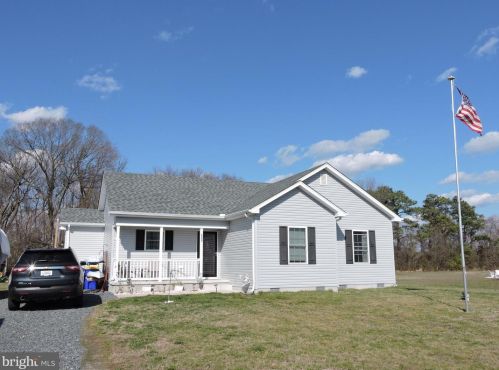 7532 Station Ln, Seaford, DE 19973-5792