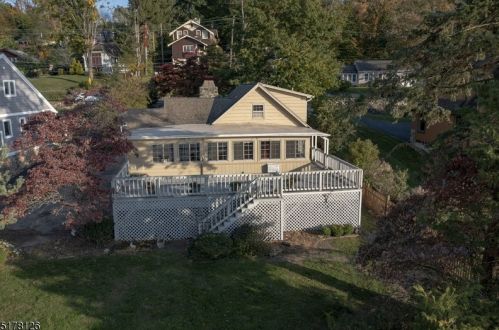 24 Shore Trl, Sparta NJ  07871-1713 exterior