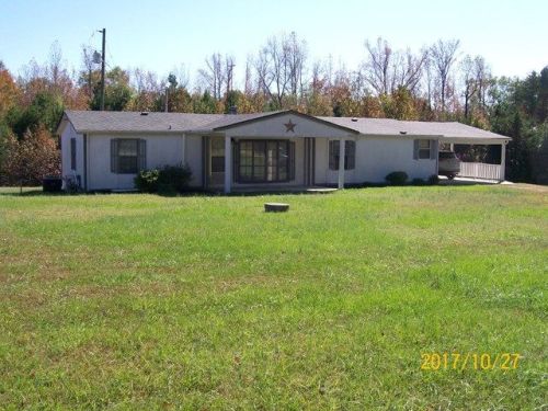 520 Petty Ln, Java, VA 24565-3600