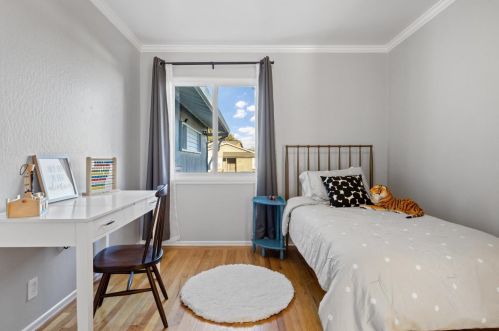 1920 Claremont Dr, San Bruno CA  94066-2716 exterior