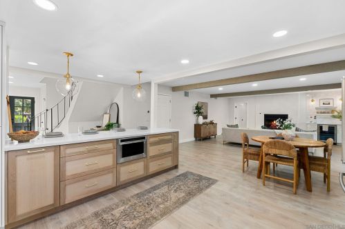 2216 Silver Peak Pl, Encinitas CA  92024-3145 exterior