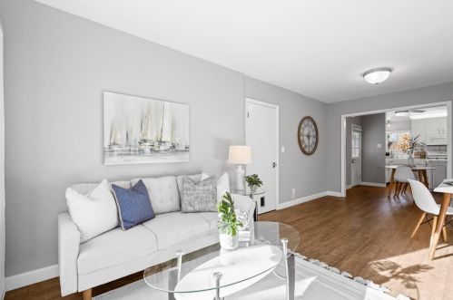 584 Bryan Ave, Sunnyvale CA  94086-6422 exterior