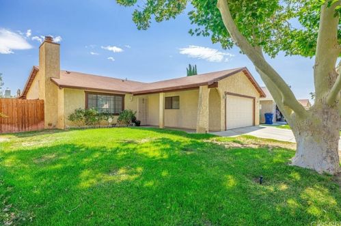 1058 Avenue, Lancaster, CA