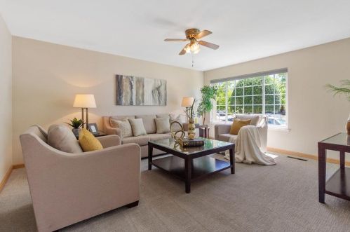 4400 Calle De Farrar, San Jose CA  95118-1909 exterior