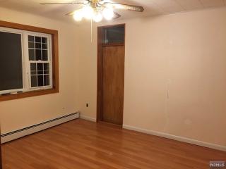 257 Passaic St, Outwater, NJ 07026-1318