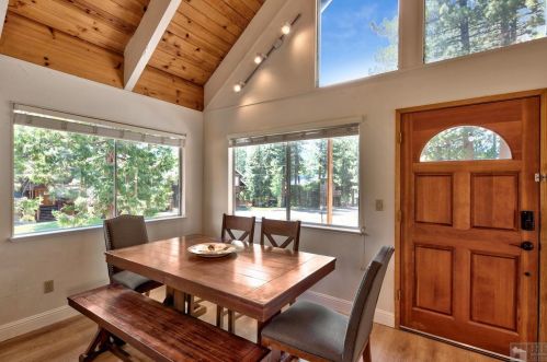 2464 Bernice Ln, South Lake Tahoe CA  96150-7215 exterior