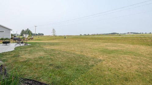 292 Autumn Crest Ln, Lake Mills WI  53551-1951 exterior