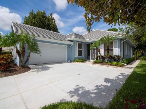 116 Bentley Cir, Fort Pierce, FL 34986-2429