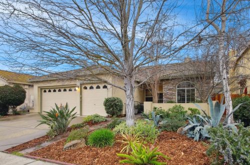 9959 Ferragamo Way, Elk Grove CA  95757-3037 exterior