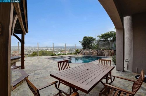 11030 Inspiration Cir, Pleasanton CA 94568-5530 exterior