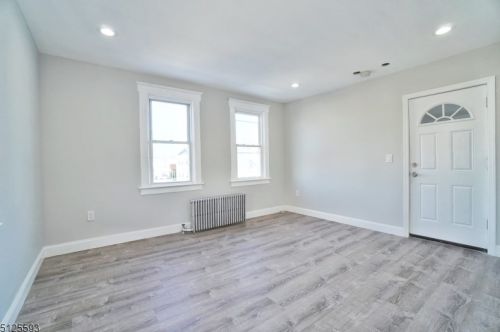 434 Maple Ave, Bound Brk, NJ 08805-1247
