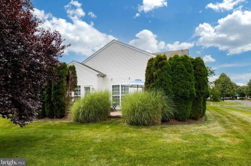 754 Twining Way, Collegeville PA  19426-4154 exterior