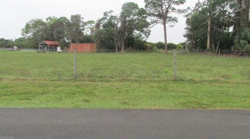 4630 Gulfgate Ln, Saint James City FL  33956-2710 exterior