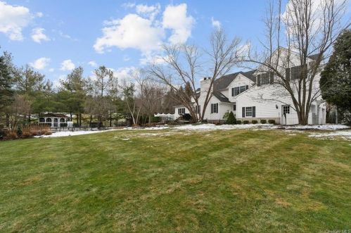 16 Mdw Rdg Rd, Warwick NY  10990-2535 exterior