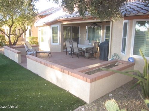 22701 Las Lomas Ln, Sun City, AZ 85375-2023