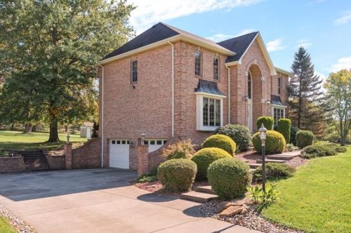 117 Dutch Rd, Harmony, PA 16037-9215