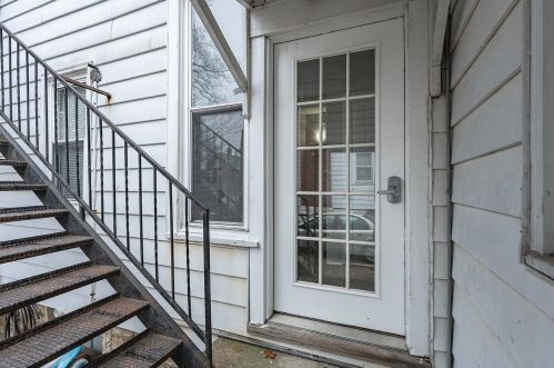 4517 Ashland Ave, Cincinnati, OH 45212-3261