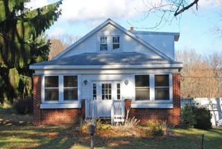 26 Grange Rd, Troy NY  12180-6614 exterior