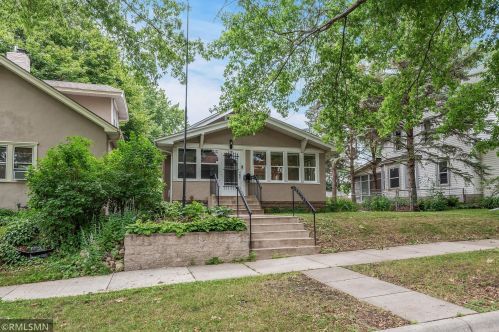 1100 Churchill St, Saint Paul, MN 55103-1008