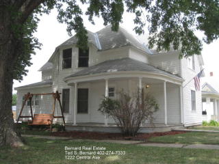 1222 Central Ave, Auburn, NE 68305-1526