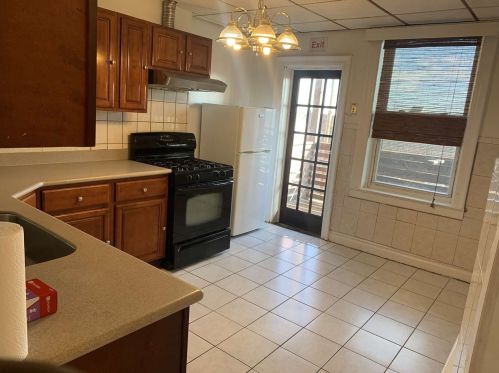 1104 Avenue C, Bayonne NJ  07002-3360 exterior