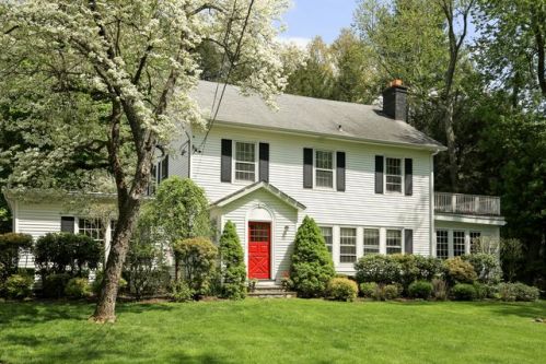 301 Quaker Rd, Chappaqua, NY 10514-2618