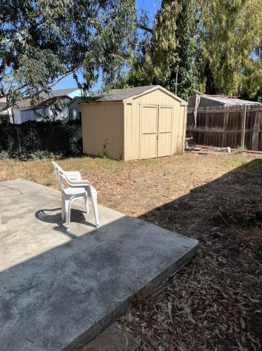 1831 78 Ave, Oakland CA  94621-2648 exterior