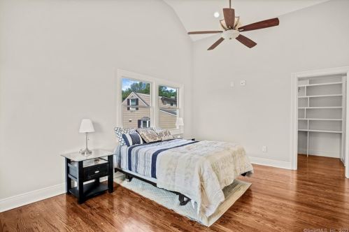 26 Bonheur Rd, Bridgeport CT  06611-3404 exterior