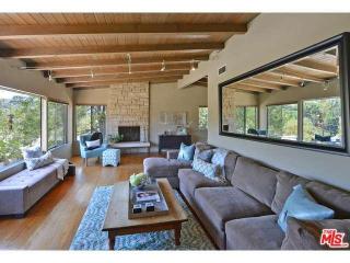 3417 Floyd Ter, Los Angeles, CA 90068-1425