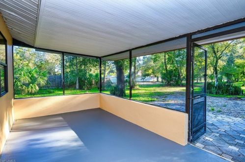 341 18 St, Naples FL 34117-9453 exterior