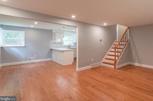 15 Cedar Hollow Rd, Paoli PA  19301-1739 exterior