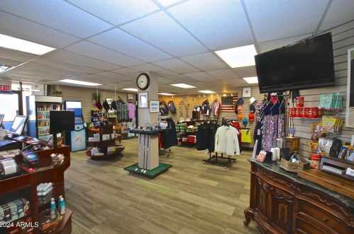 1717 Lindrick Dr, Chandler AZ 85249-5033 exterior