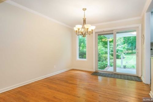 108 Monroe St, Ridgewood NJ  07450-3019 exterior