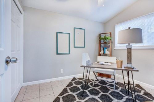 5633 Rosario Blvd, North Highlands CA  95660-4801 exterior