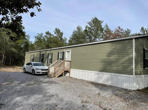 51 Clay Basket Ct, Defuniak Springs, FL 32433-5095