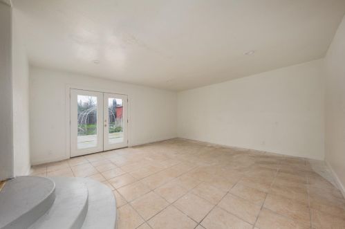 1413 Theo Ave, Modesto CA  95350-0626 exterior