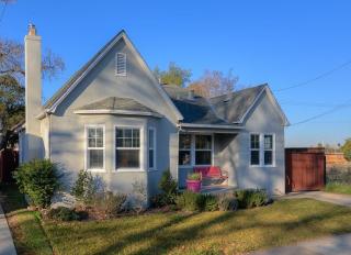 3612 24th St, Sacramento, CA 95818-4425