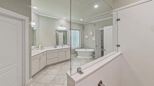 500 Dove Holw Trl, Georgetown TX 78633-5066 exterior