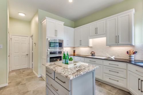 3405 Dorchester Ct, Lewisville TX  75022-4924 exterior