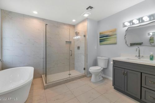 2827 Evans Dr, Phoenix AZ  85032-5030 exterior