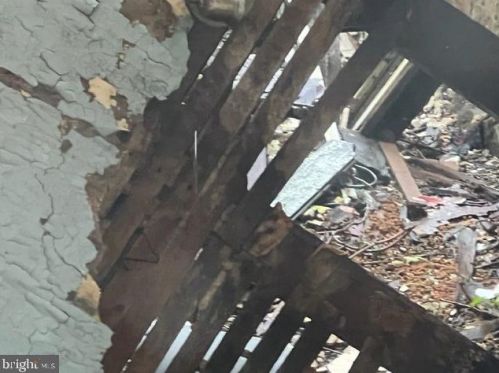 315 Cres St, Harrisburg PA 17104-1712 exterior