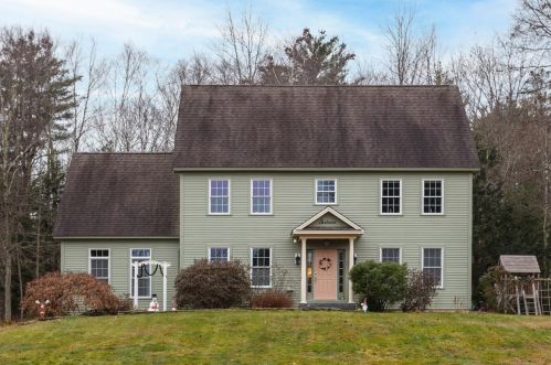 16 Shenandoah Dr, Concord NH  03301-7920 exterior