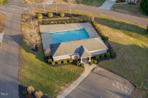 101 Bluegrass Dr, Oxford NC  27565-2895 exterior