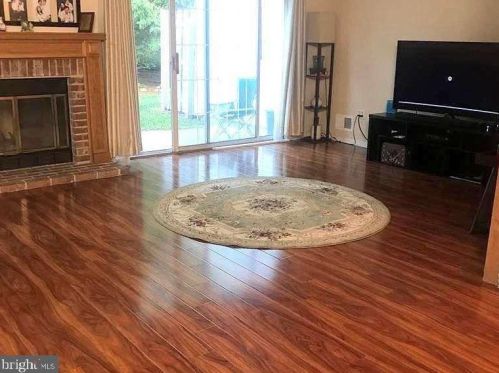 15 Colebrook Ct, Princeton NJ  08540-7050 exterior
