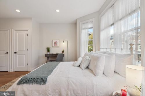 5010 Hazel Ave, Philadelphia PA  19143-1622 exterior