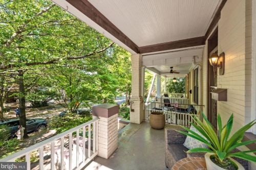 1909 Park Rd, Washington, DC 20010-1020