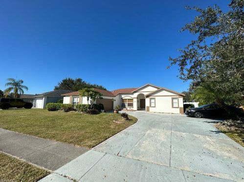 3241 Orange Grove Trl, Naples, FL 34120-1432