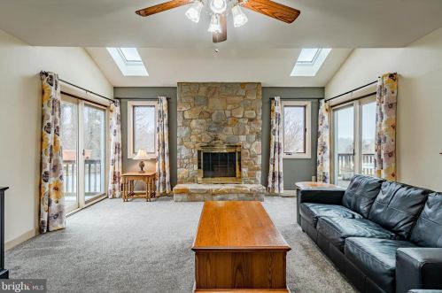 112 Quail Ln, Kennett Sq PA  19348-2652 exterior
